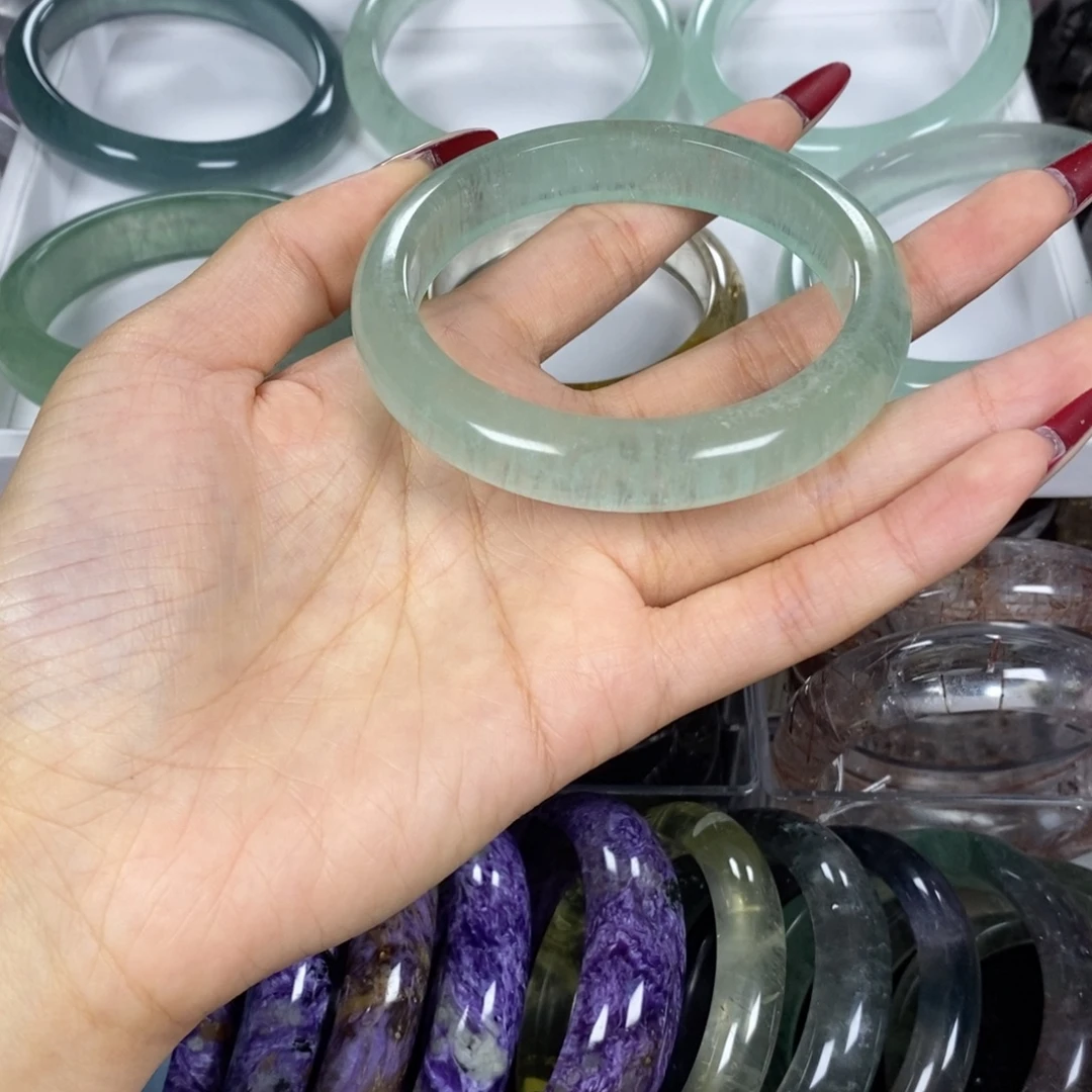 阿***糕黄晶未镶嵌手镯手镯