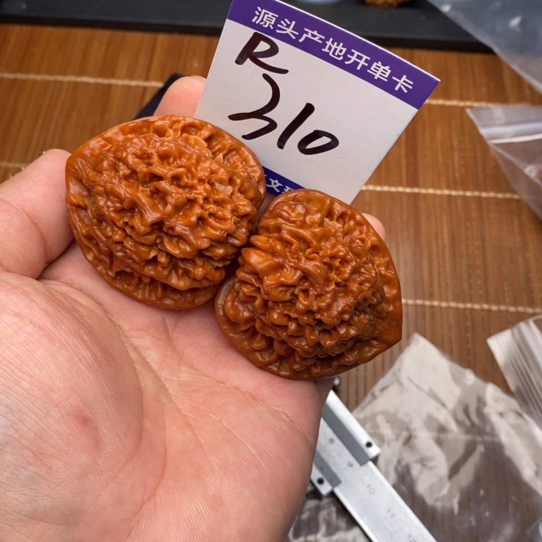 把件文玩核桃麒麟纹大官帽47尺