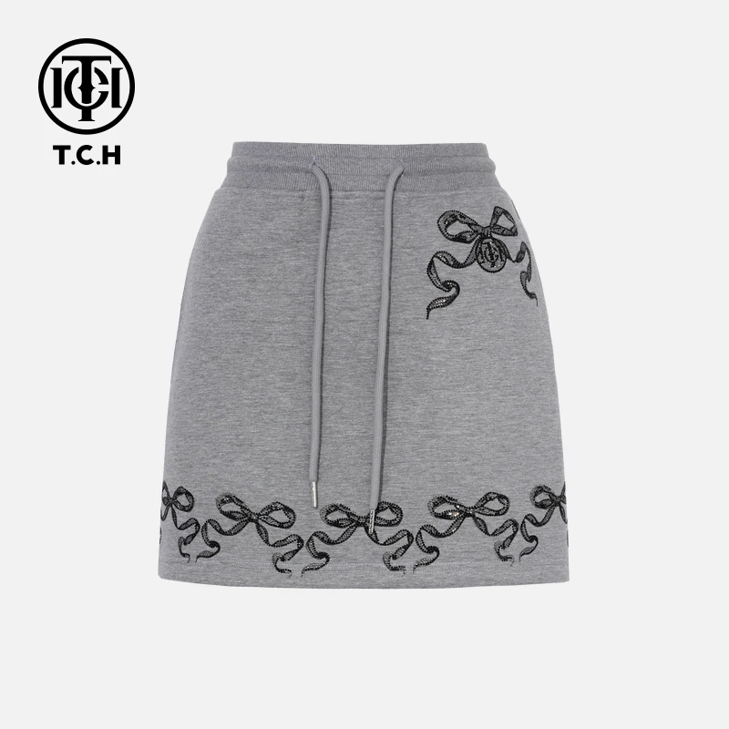 TCH私服烫钻工艺时尚休闲百搭气质舒适短裤女T75C22E9001轻奢tch