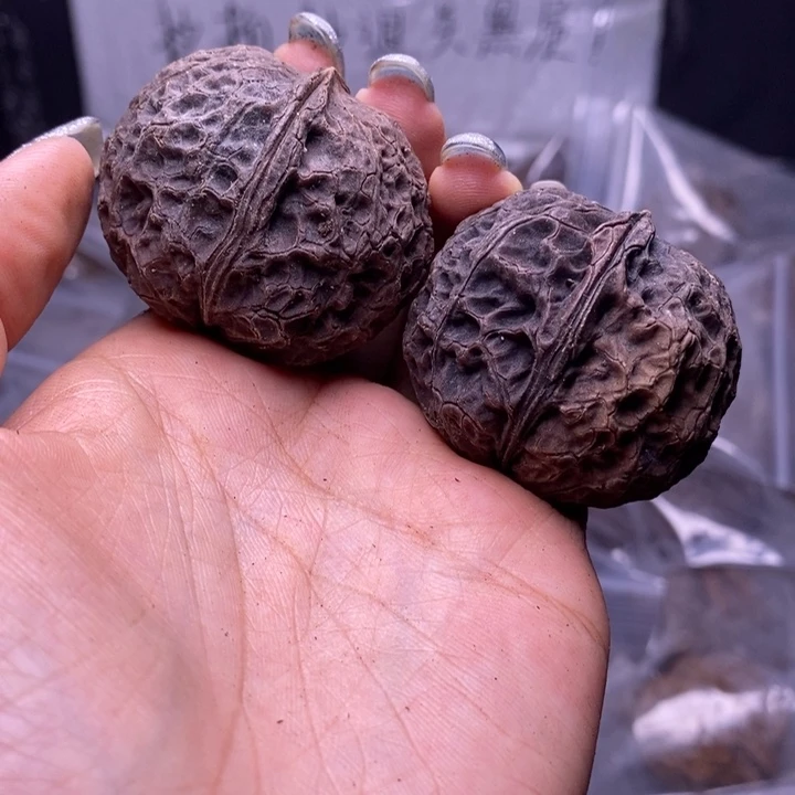 文玩核桃把件云南野生铁核桃101号42mm