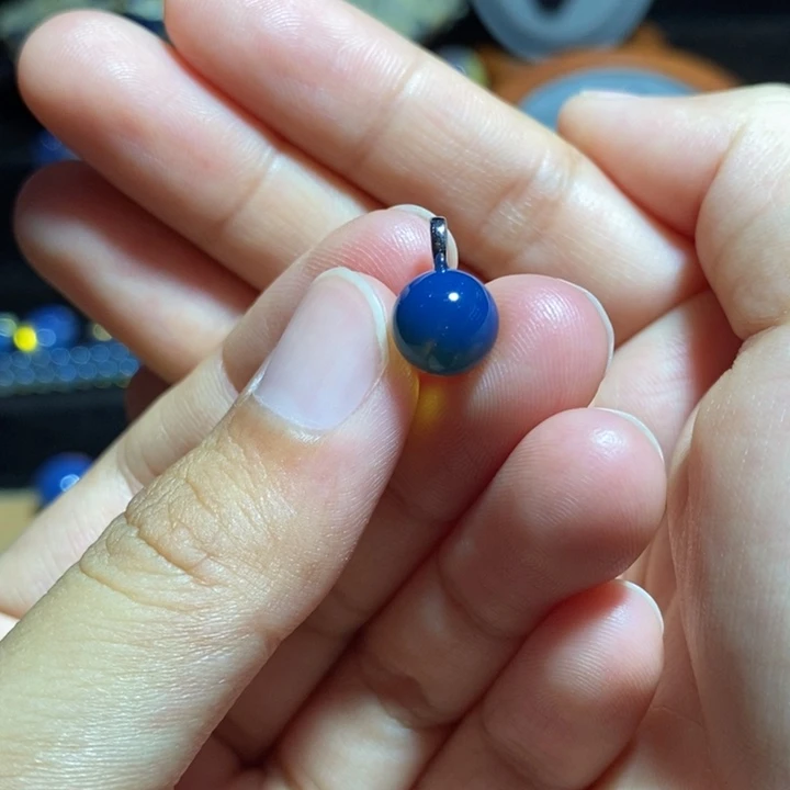 沐***漪未镶嵌琥珀裸石琥珀