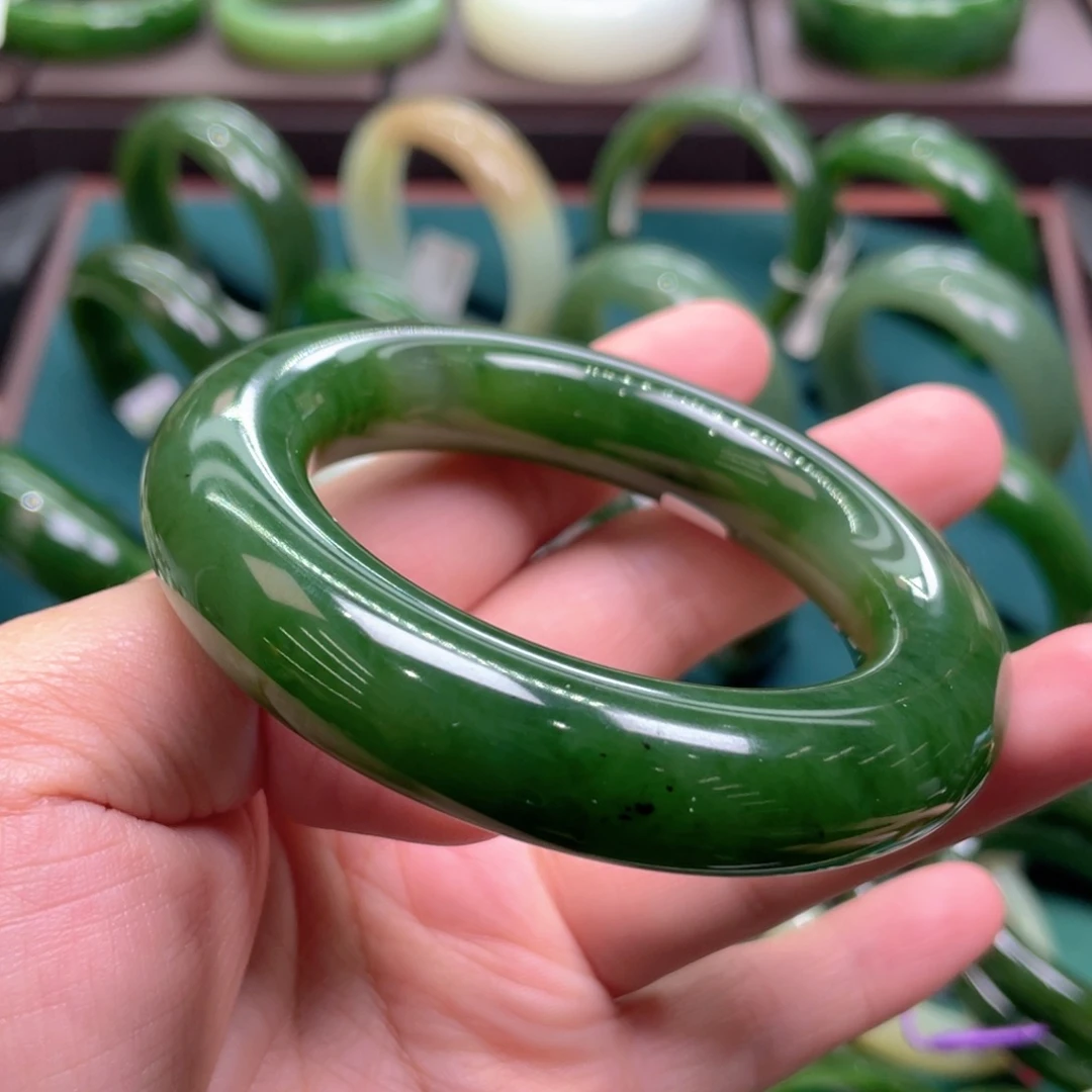 和田玉（糖玉）未镶嵌手镯