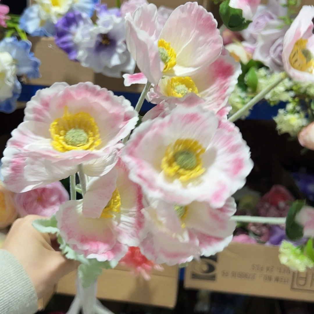 3枝粉色手感虞美人花。