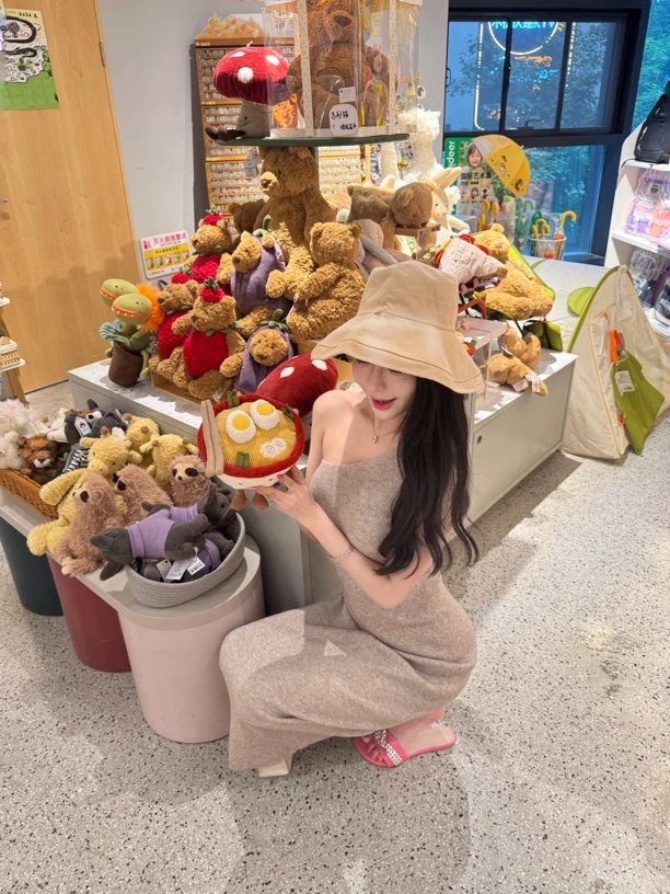 现货VK「云柔纱」斜肩女装连衣裙打底纯色简约设计师宽松连衣裙