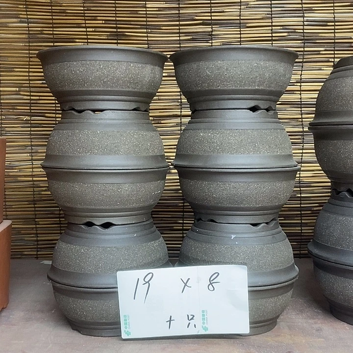 花盆紫砂我在外面