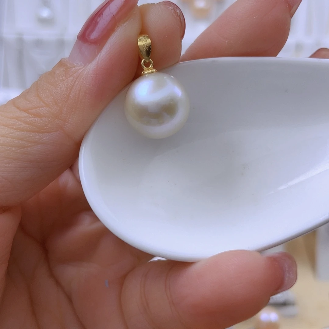 银S925镶嵌淡水珍珠吊坠(赠链)