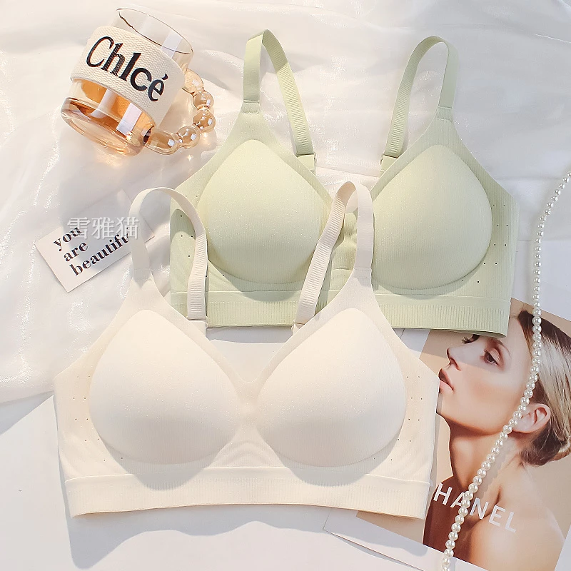 粉底液无痕内衣女夏季薄款隐形小胸聚拢无钢圈收副乳防下垂文胸罩