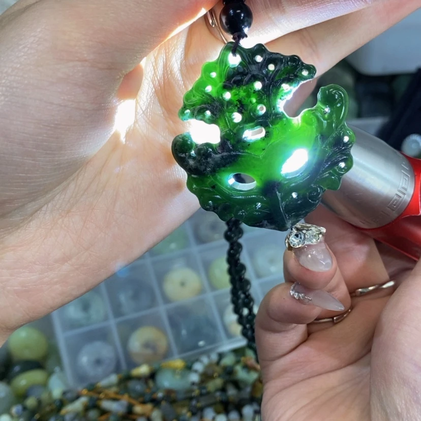 【闪购商品】蛇纹石玉颈饰未镶嵌10