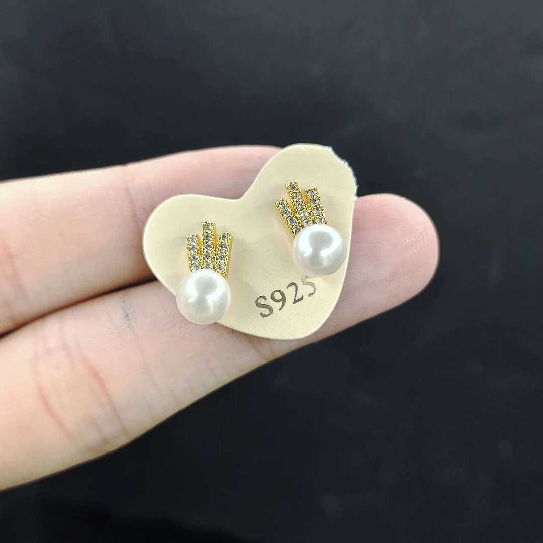 【李想精选】珍珠圆珠耳钉Y45【多样性发其一】约6mm