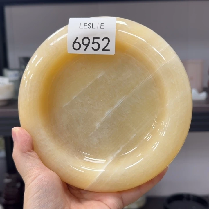 L。 6952。。。。。。。。漏