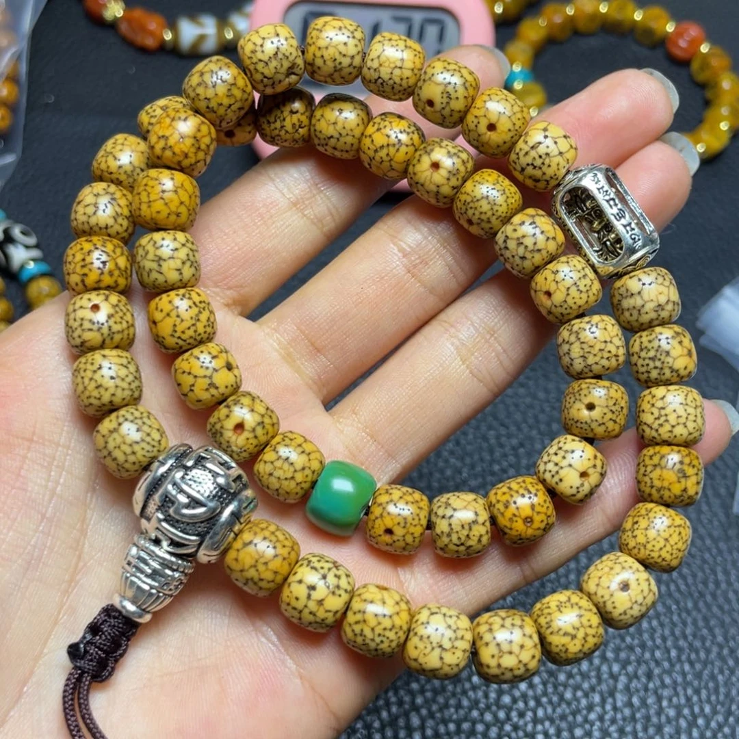 番***杰大叶紫檀（黑酸枝木类）