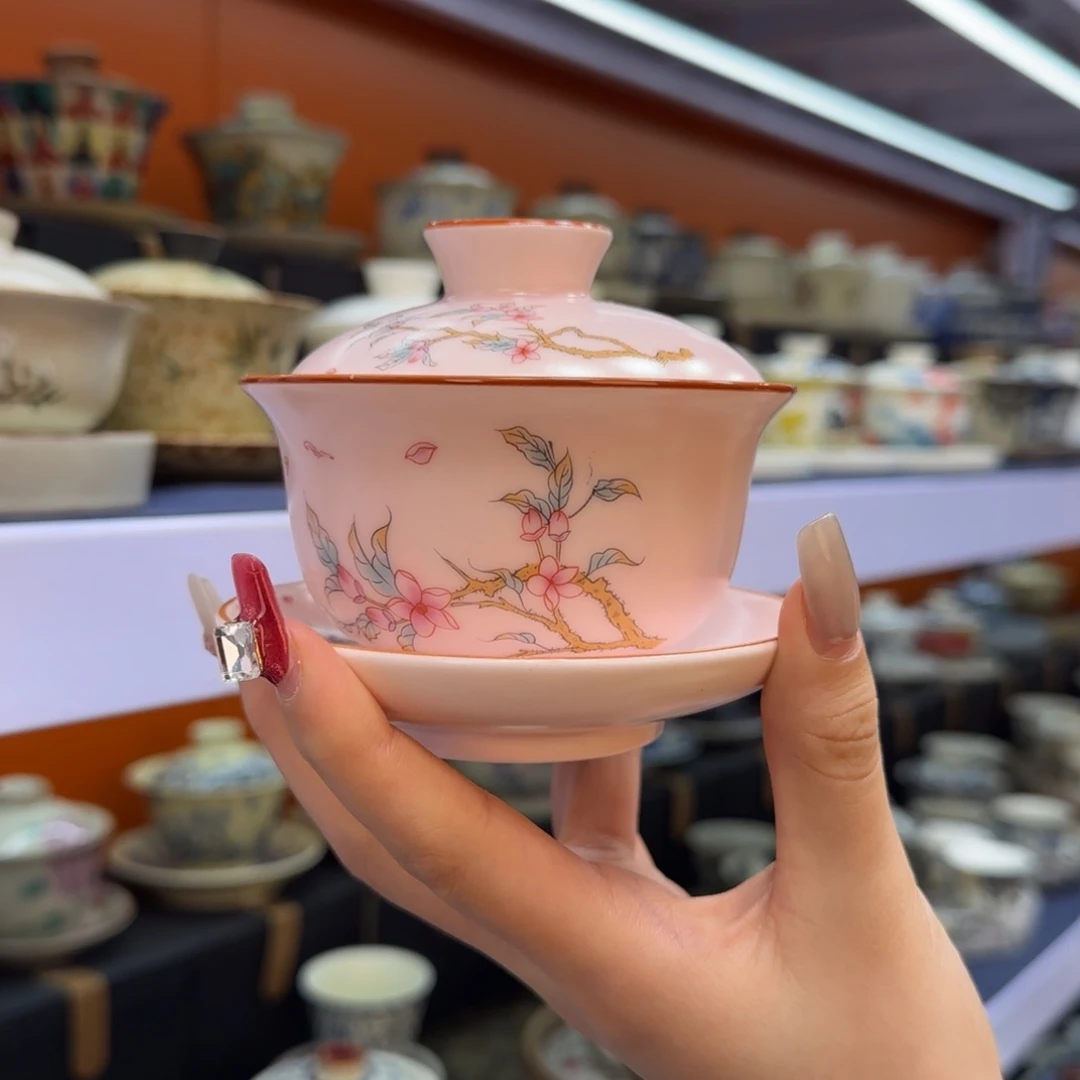 我在外面吃饭呢你在哪了我在外面