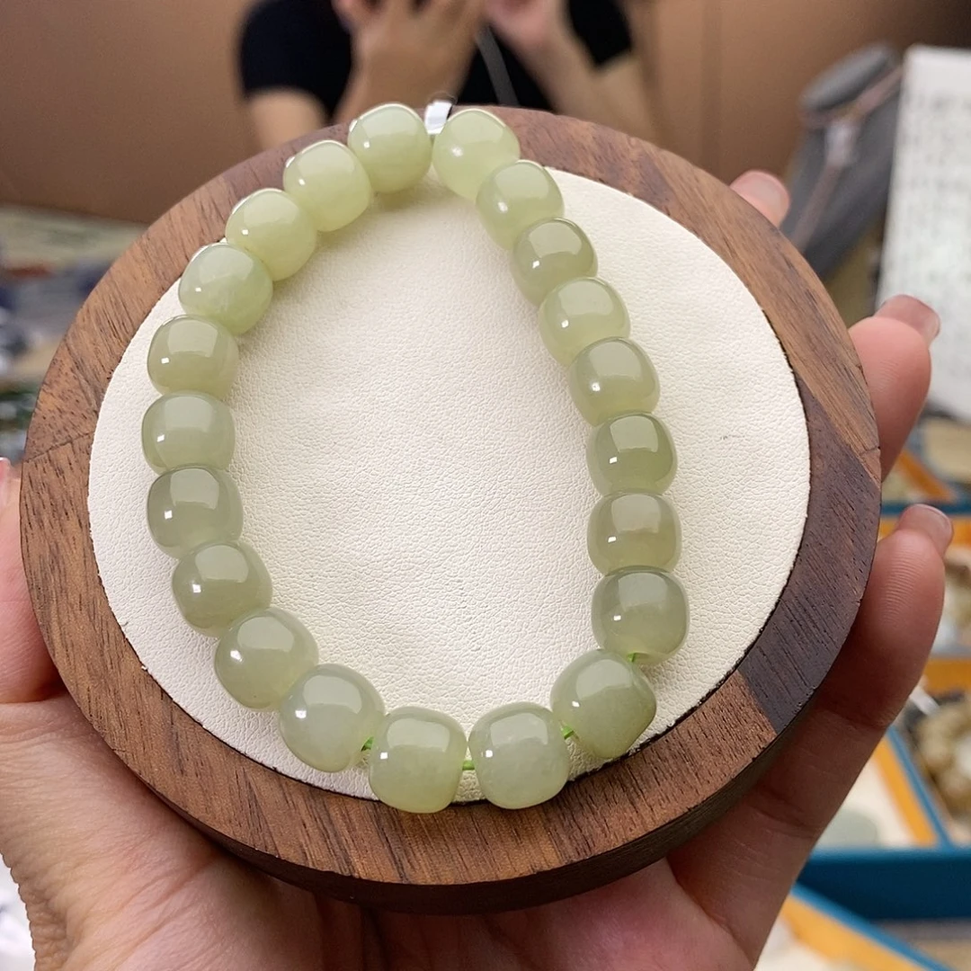 未镶嵌手串和田玉A10