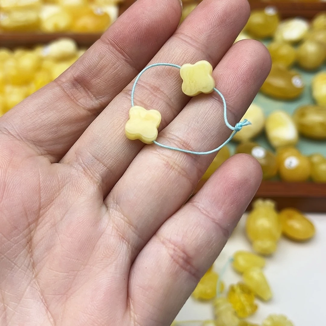 蜜蜡未镶嵌裸石天然