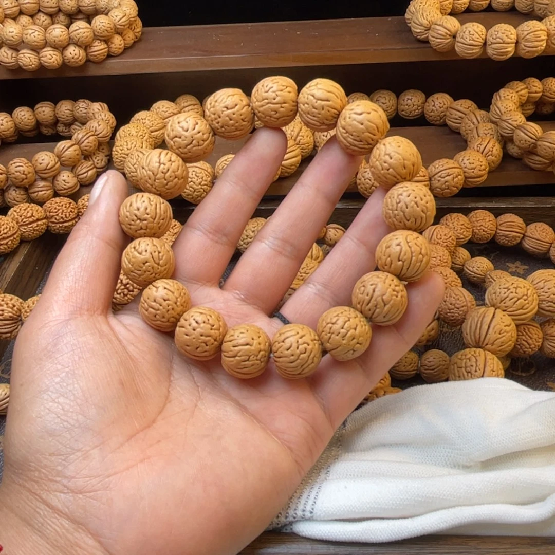 文玩核桃手串最**风精品元宝