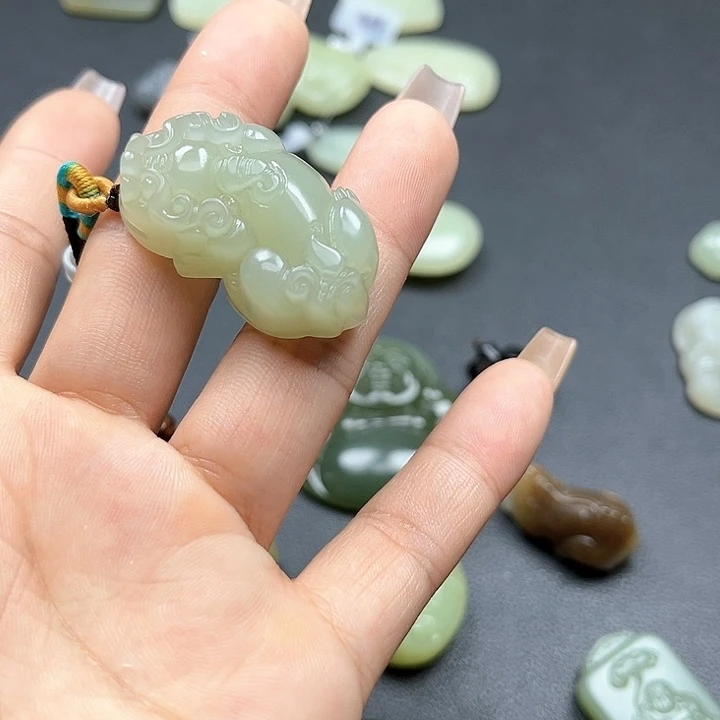 【闪购商品】和田玉未镶嵌颈饰千****）