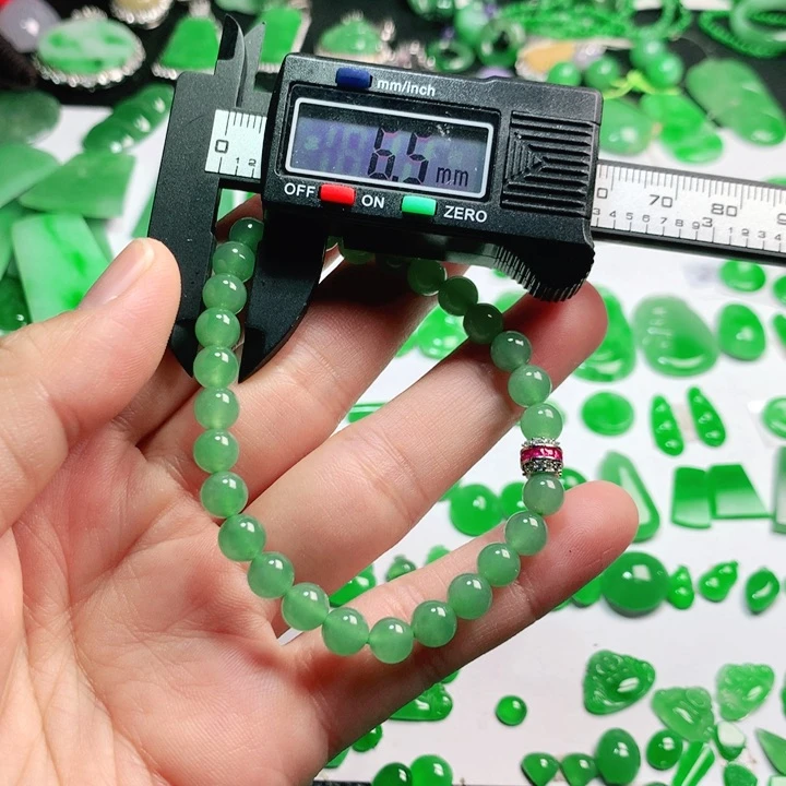 镁***味翡翠挂件未镶嵌翡翠6.5