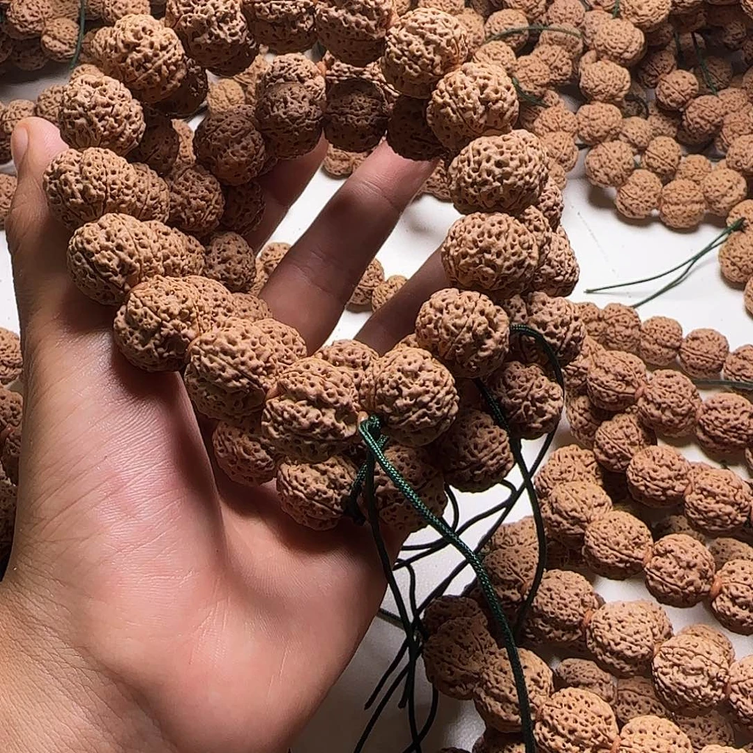 手串金刚菩提18尺寸满肉蜂王
