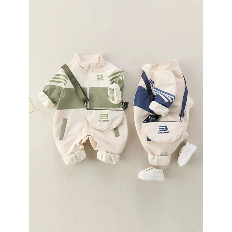 婴儿春装连体衣服宝宝韩版拼接冲锋衣外套新生儿春秋防风外出哈衣
