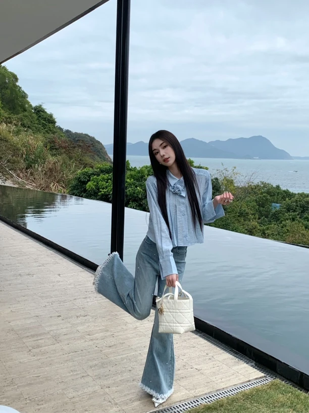 【赵小小yimao】25982 韩版立体玫瑰飘带长袖蓝色衬衫上衣