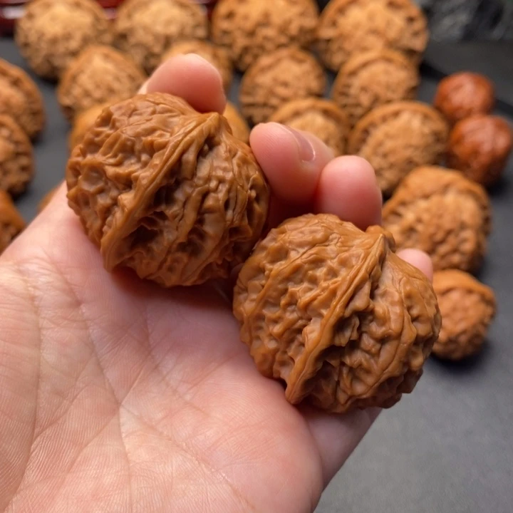 文玩核桃把件40尺黄松峪