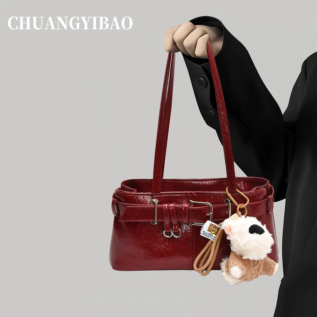 红色手提法棍包包女式2025新款高级感轻奢小众设计新娘婚包腋下包