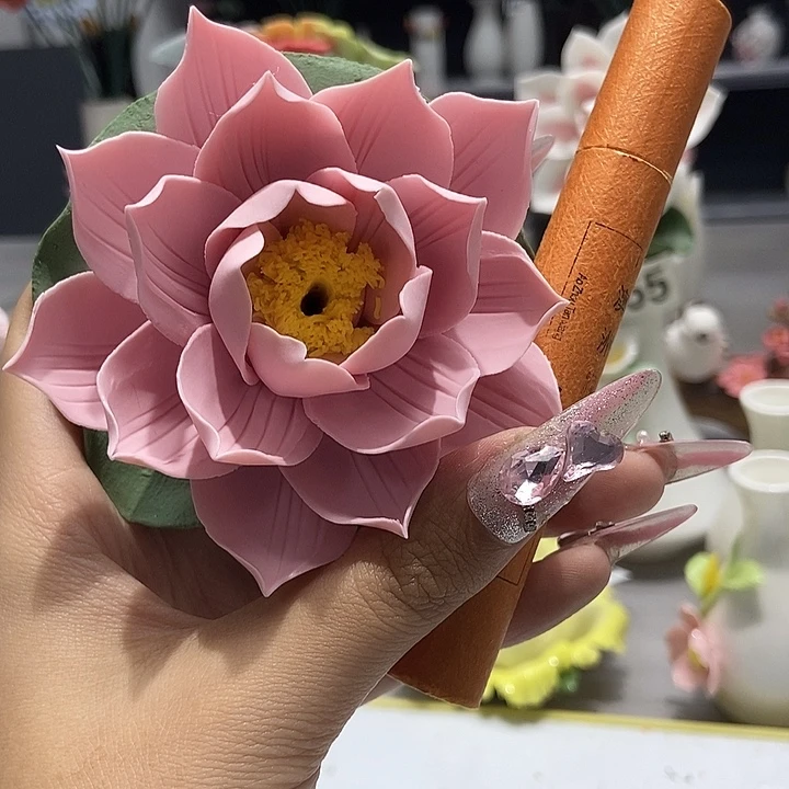 陶瓷纯手工捏花设计