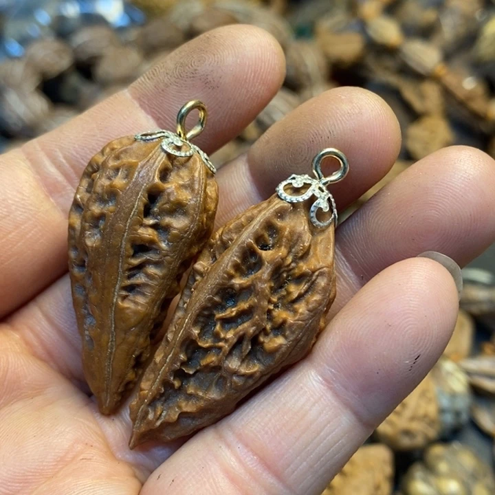 吊坠桃核娜姐真的46