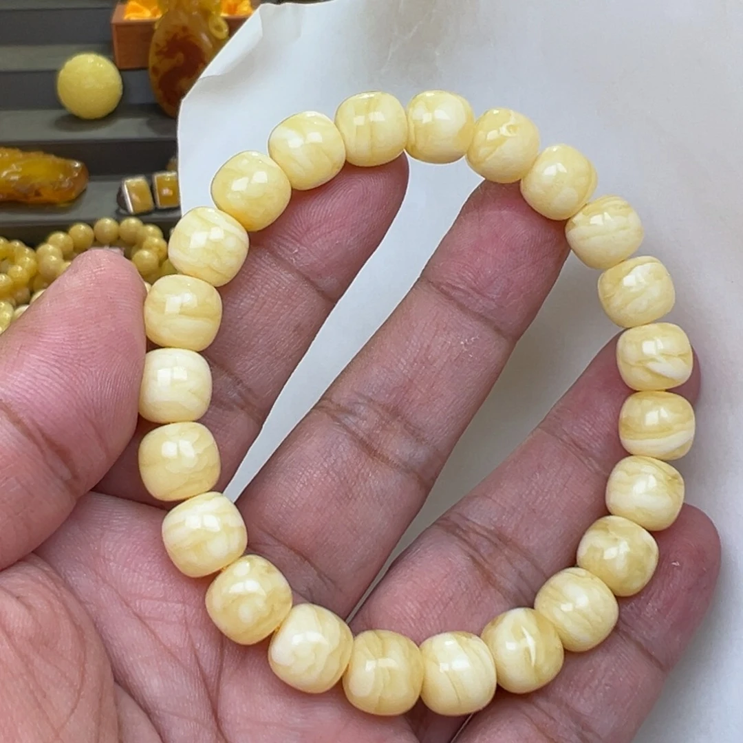 蜜蜡未镶嵌裸石10加14克同料