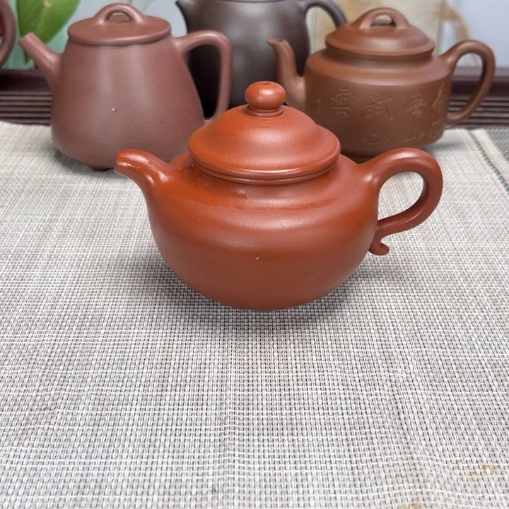 紫砂茶壶莲子180c