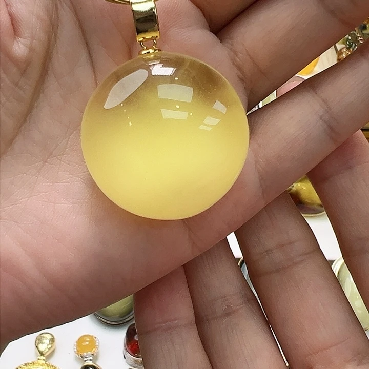 颈饰未镶嵌南红玛瑙