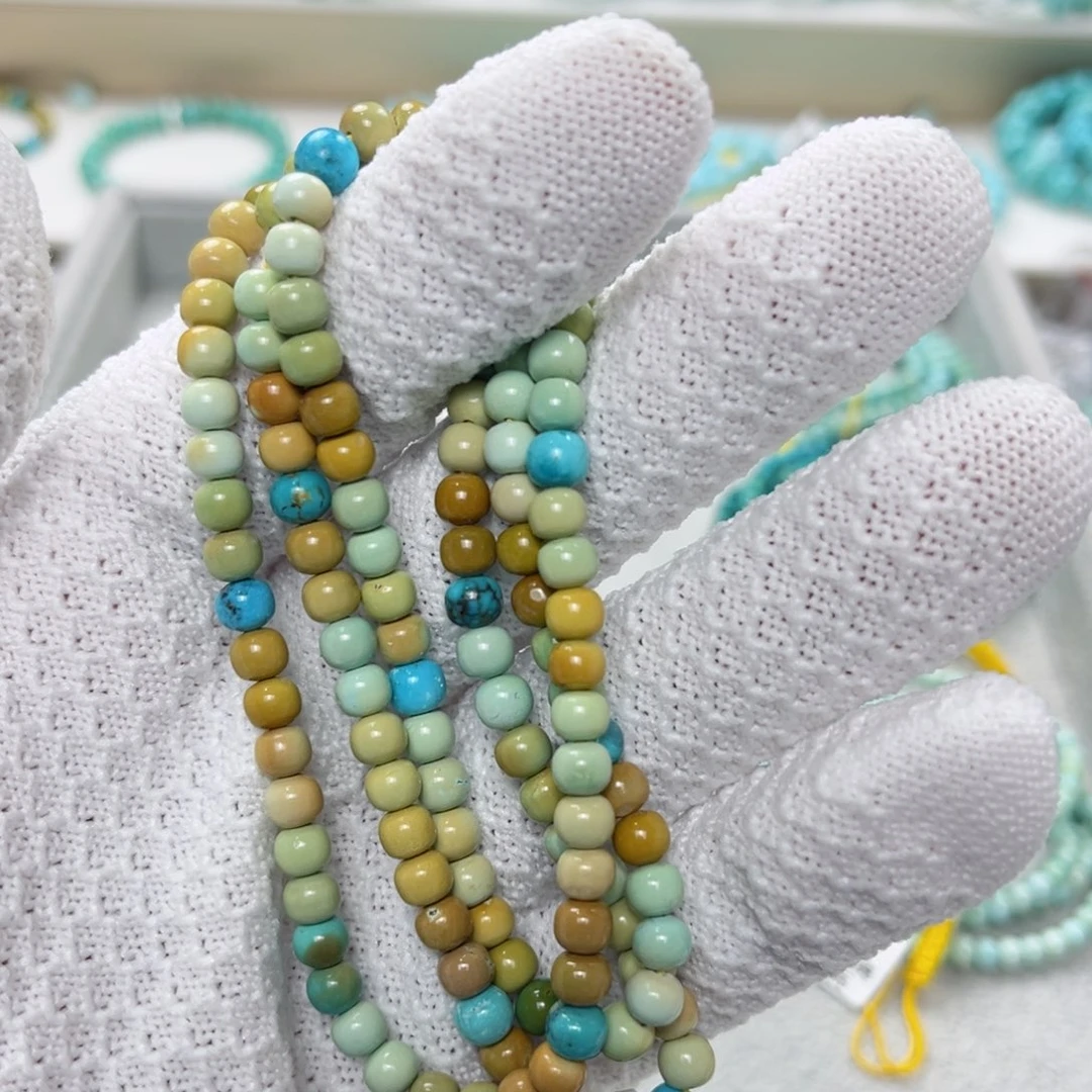 绿松石绿松石未镶嵌