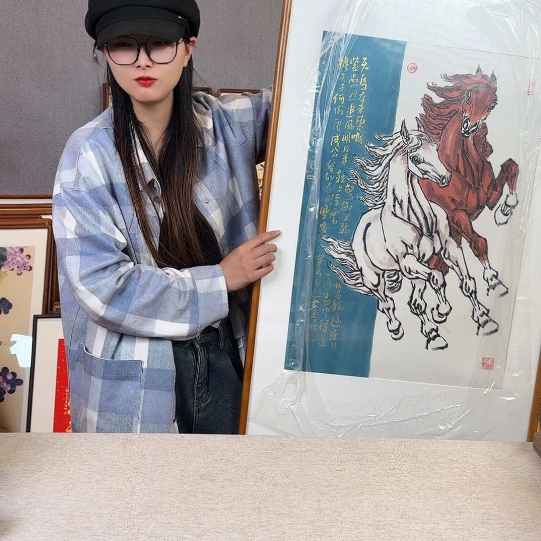 国画手绘带框尺寸：62*102