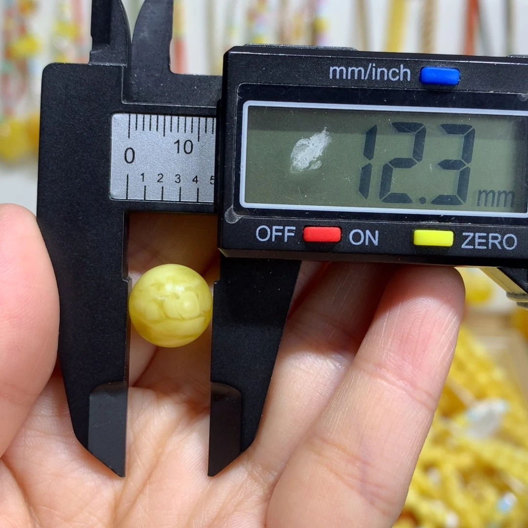 蜜蜡裸石未镶嵌特价瑕疵