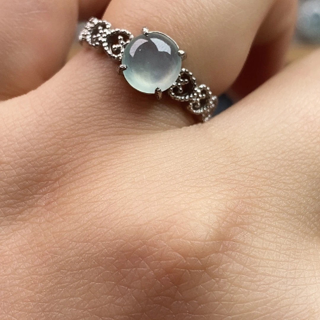 翡翠未镶嵌戒指翡翠