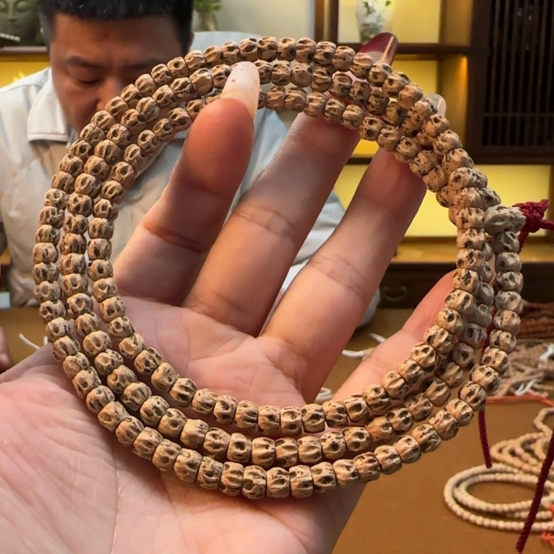 手串柏香籽/百香籽仞甲6左右