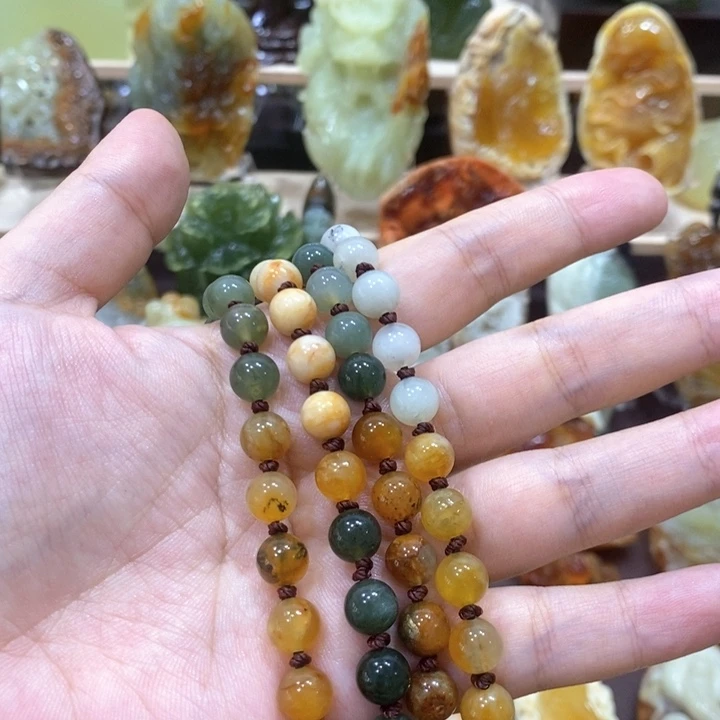 忆***^蛇纹石玉未镶嵌颈饰