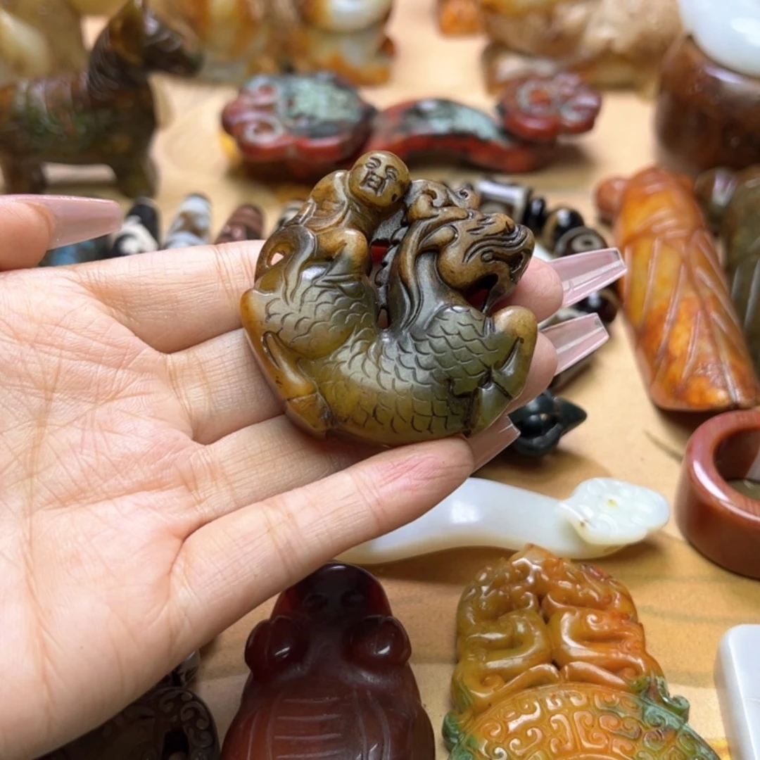 【闪购商品】蛇纹石玉颈饰未镶嵌
