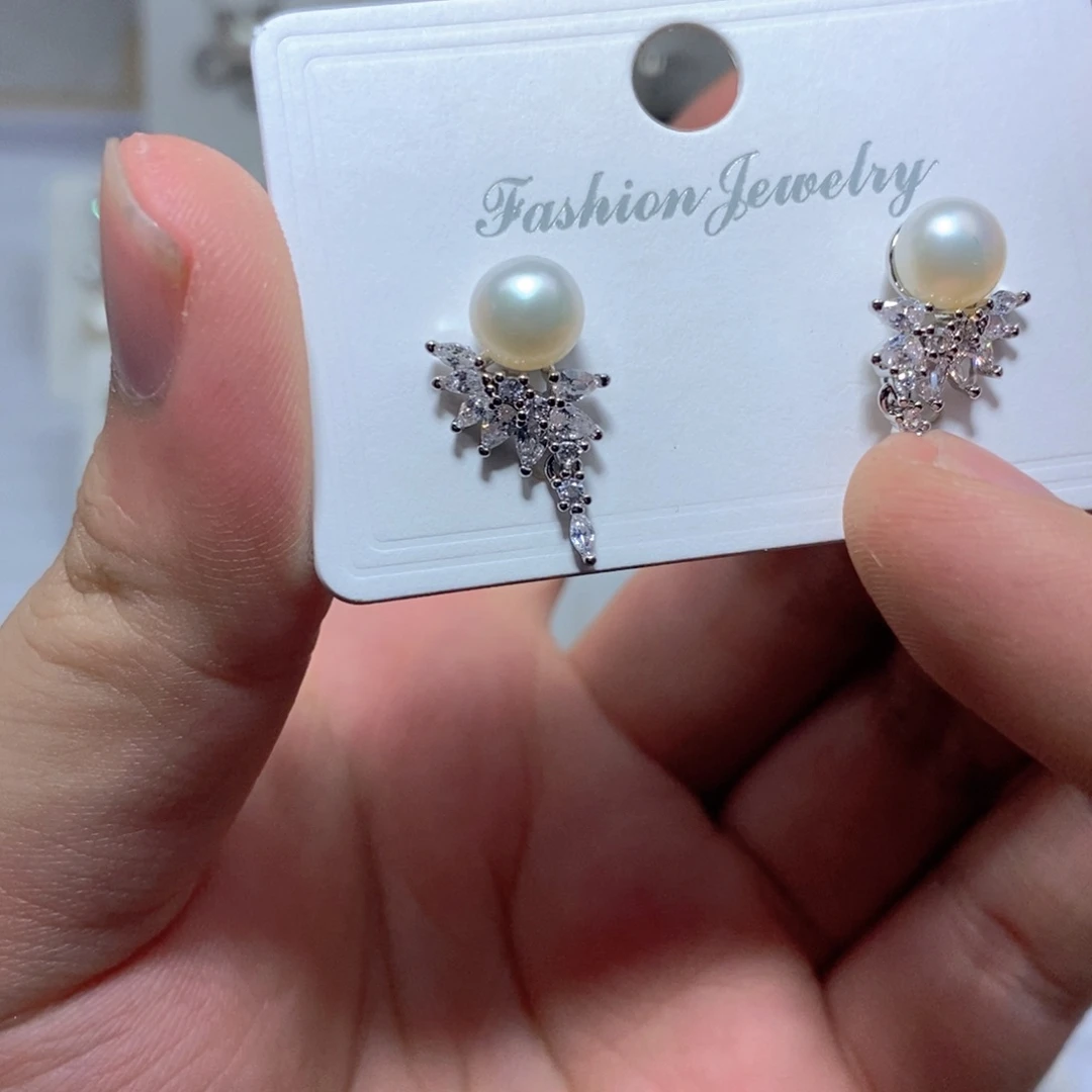 银S925镶嵌淡水珍珠耳饰