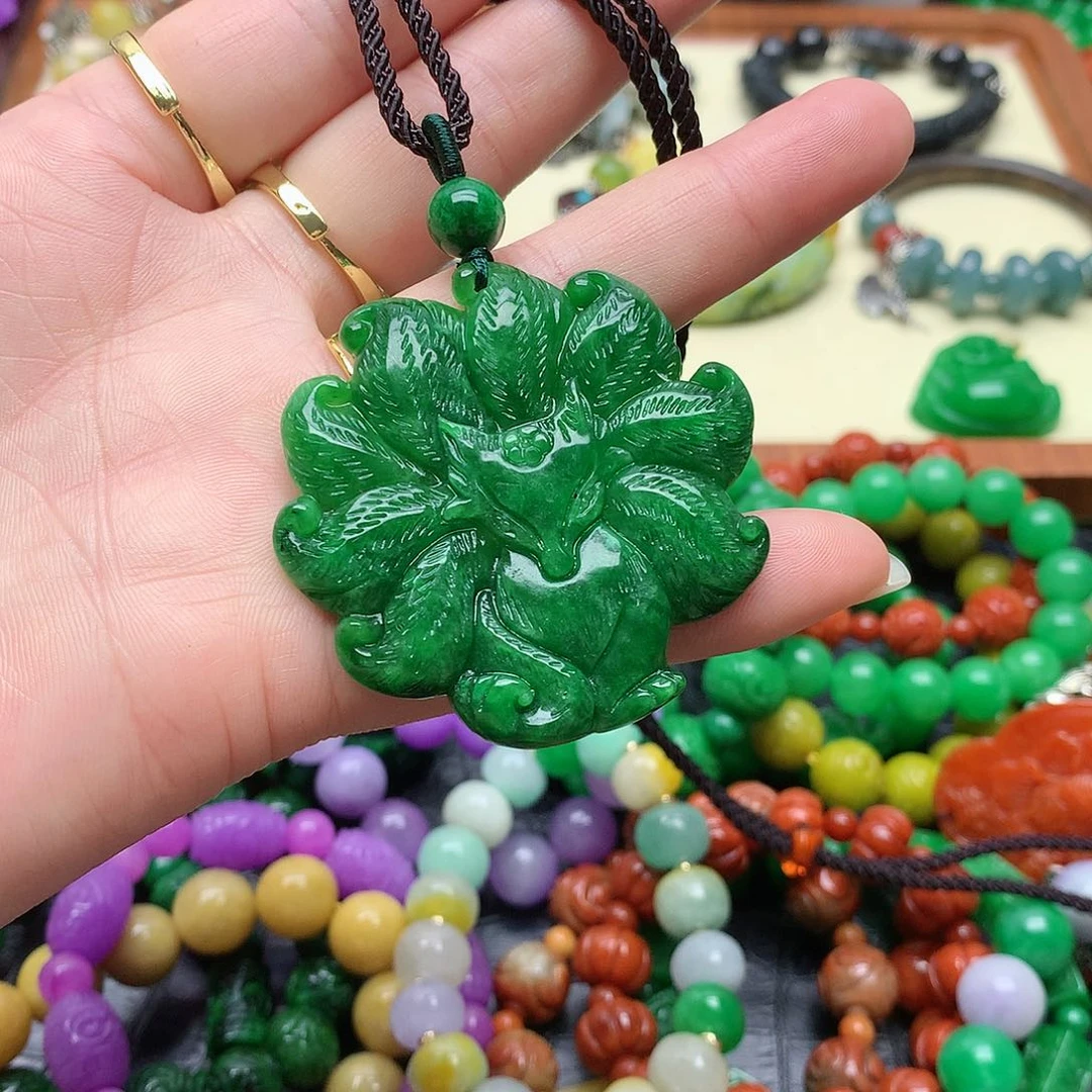 吊坠(赠链)未镶嵌翡翠