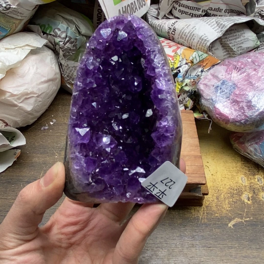 紫晶乌拉圭未镶嵌