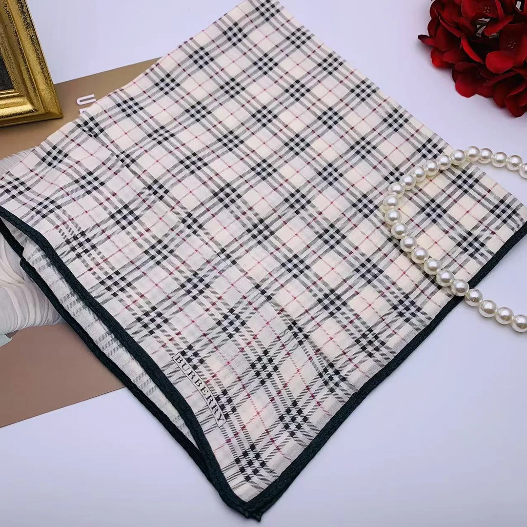 95新 BURBERRY/博柏利 海囤/巴宝莉/丝巾/yy06418