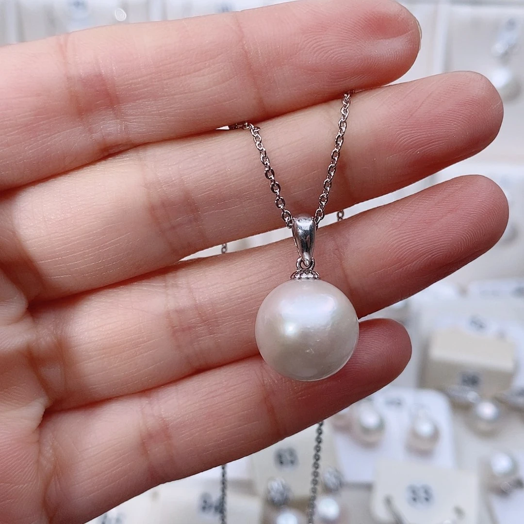 颈饰银S925镶嵌淡水珍珠