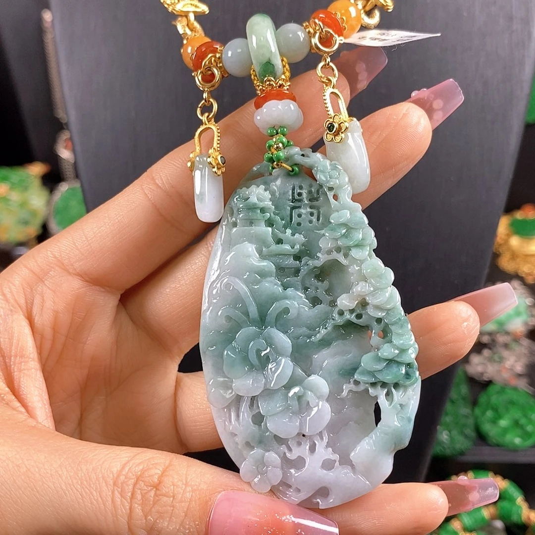 翡翠未镶嵌颈饰吊坠