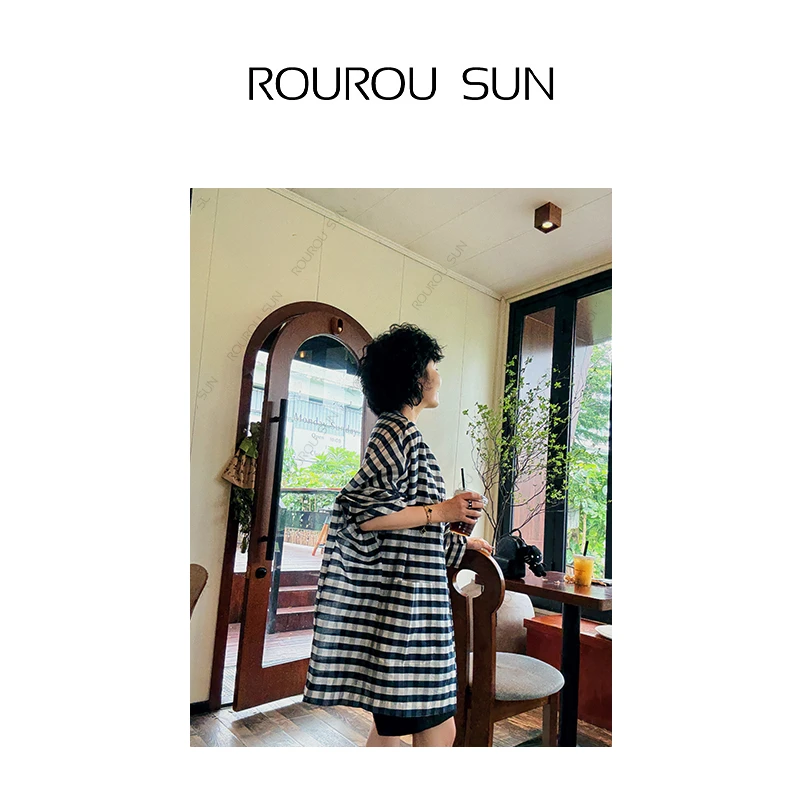 26581韩系气质格纹长袖开衫衬衣百搭高级感洋气衬衫女装短上衣