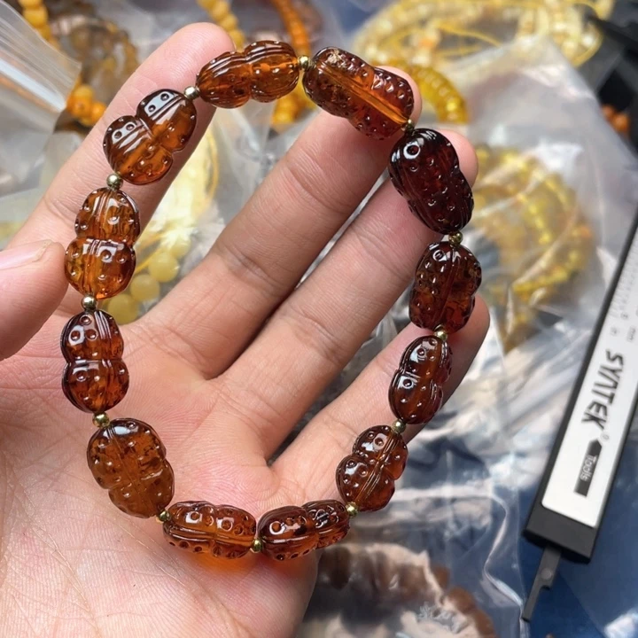 琥珀未镶嵌珠宝奇石