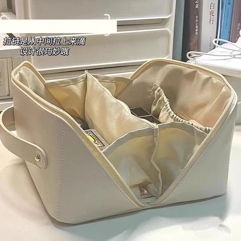 化妆包女大容量便携ins高级感网红新款旅行化妆品洗漱收纳袋