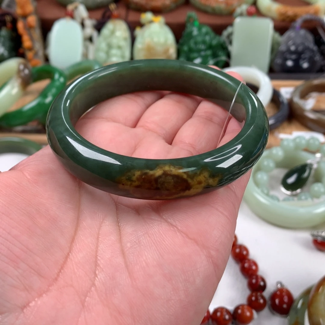 和田玉手镯未镶嵌63口径