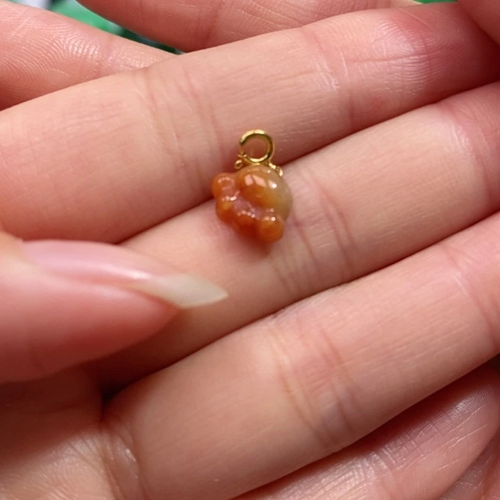 颈饰未镶嵌翡翠吊坠