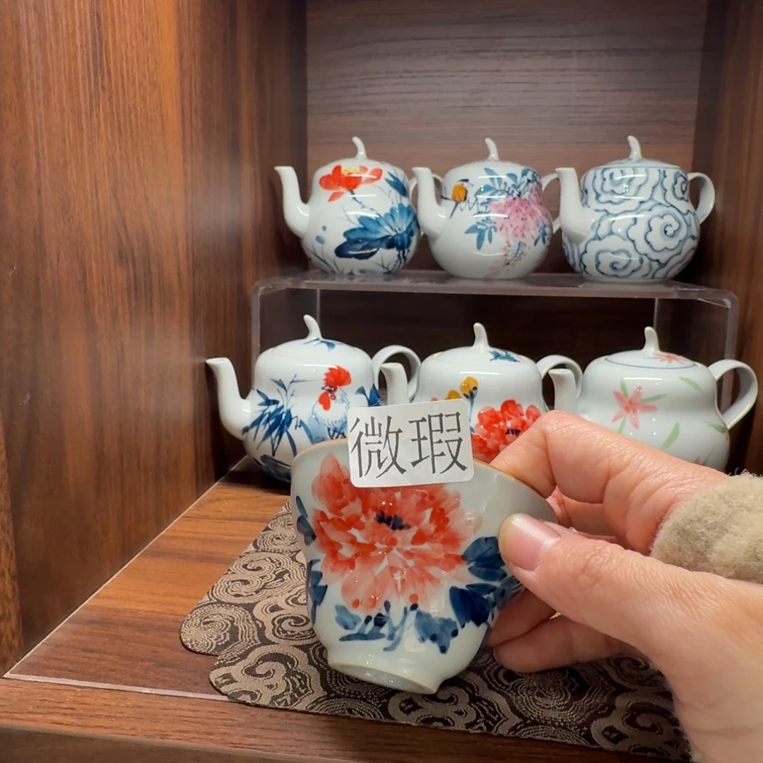 釉下手绘茶具微瑕